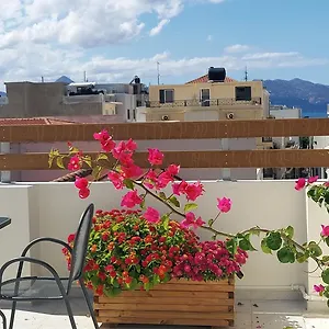 Elegant In The Heart Of , Candia Grecia